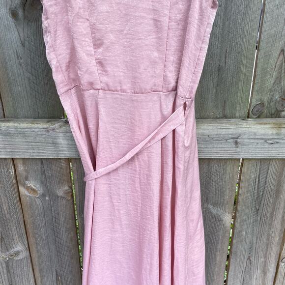 Resa Lindsay Wrap Dress Plunge V-Neck Wedding Bridesmaid Satin Pink Small NWT - Picture 6 of 13